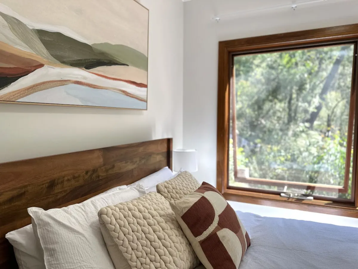 Sublime Mountains Escape: Luxury & Serenity 17