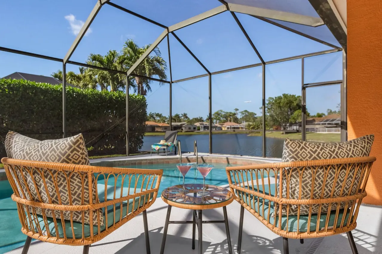 Lakeview Villa*lovely pool home in gated community
