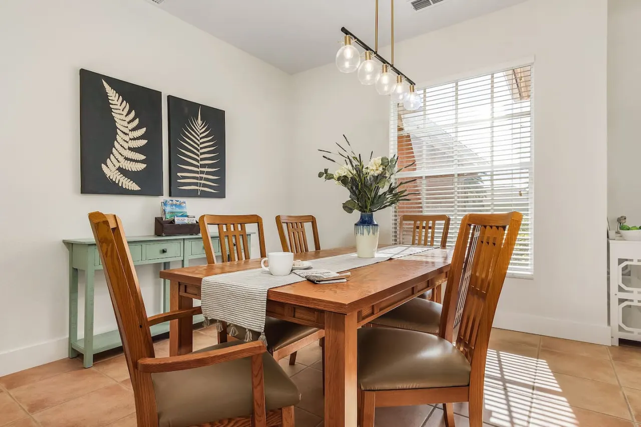 Lakeview Villa*lovely pool home in gated community 11