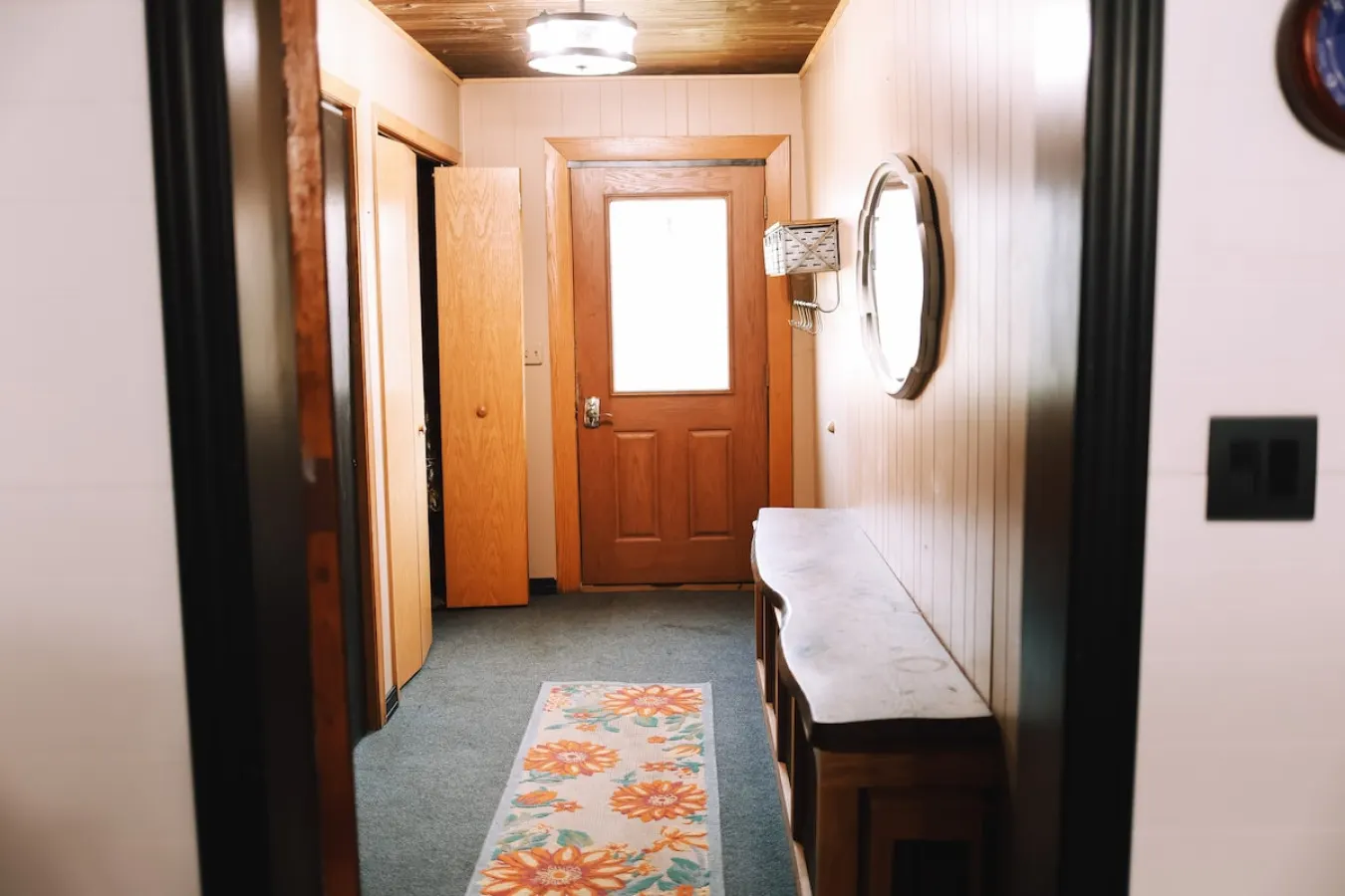 Alley Oasis — 4BR/3BA Spa Yard Retreat 15