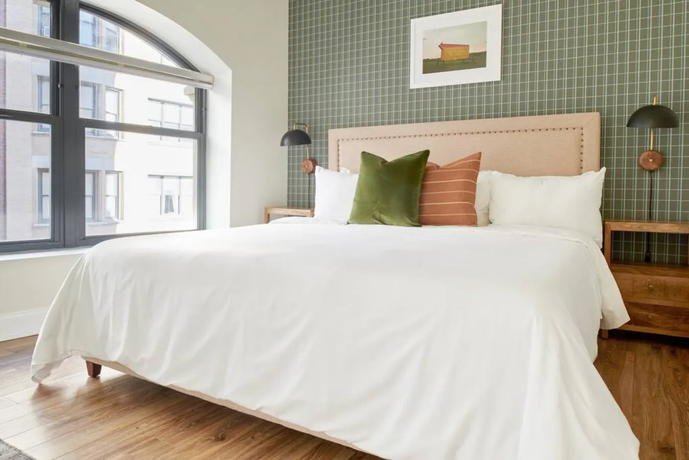 Beautiful 2BR In FIDI Boston Self Check-in 5