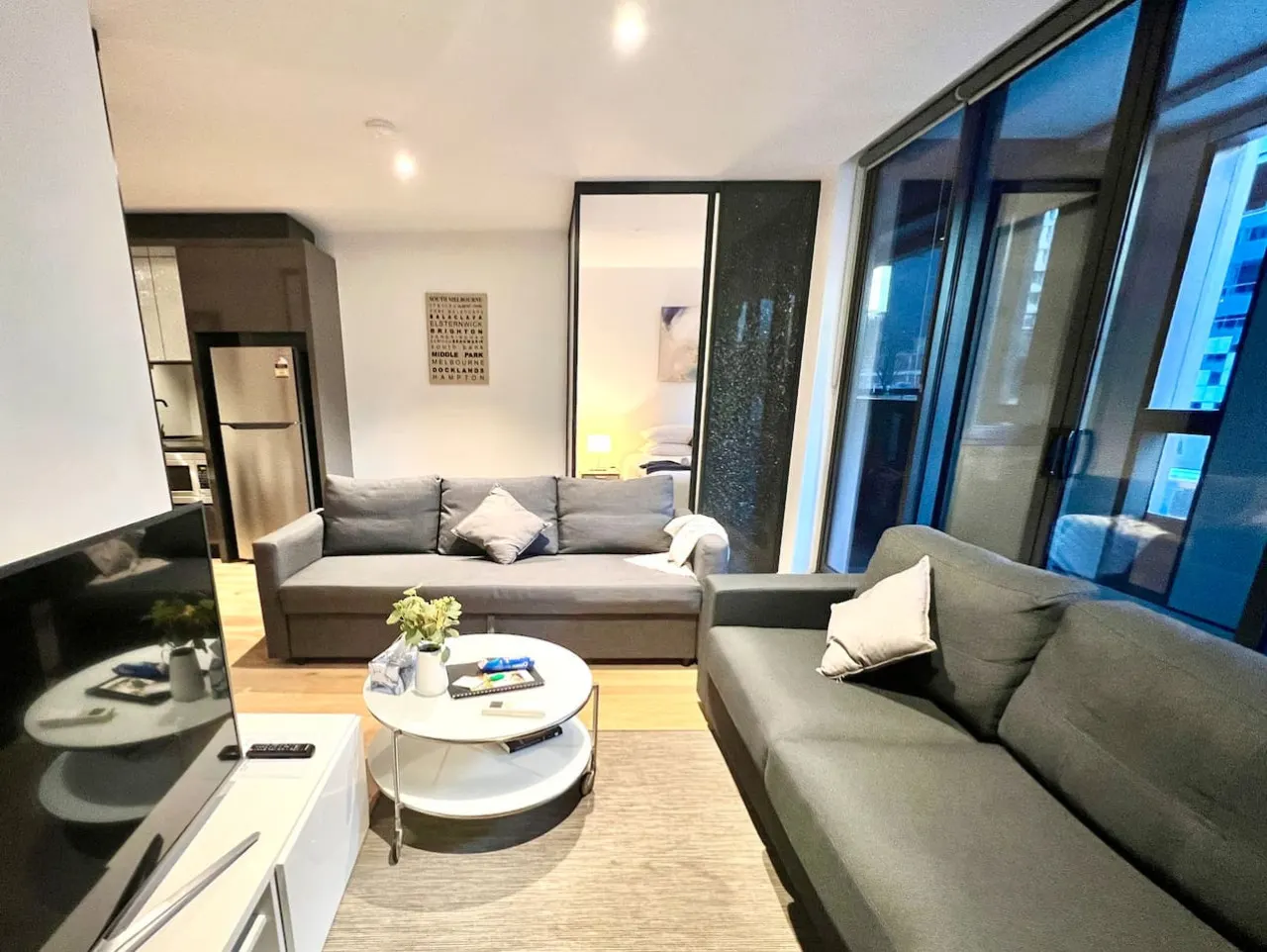 2x 3BR2Bath Apartment at Manhattan - MH3&MH4 9