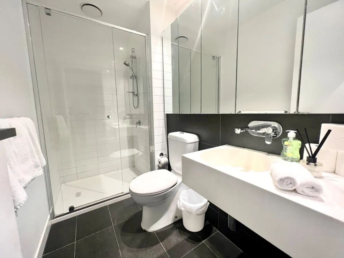 2x 3BR2Bath Apartment at Manhattan - MH3&MH4 14