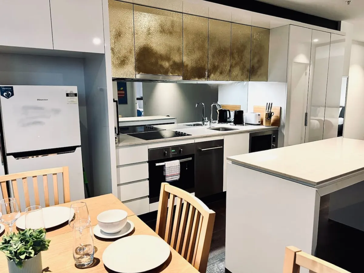 2x 3BR2Bath Apartment at Manhattan - MH3&MH4 4