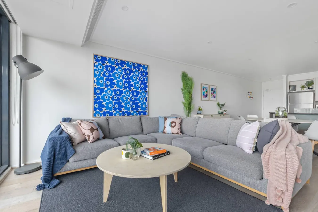 Arin- Penthouse Style 3 bed/2bath Melbourne Home 9
