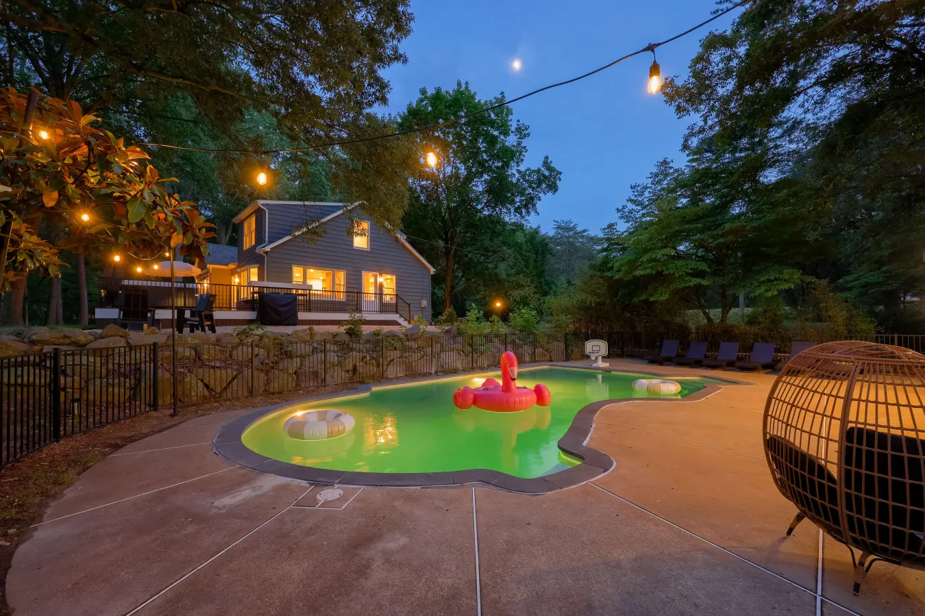Riverfront Romance Retreat 11