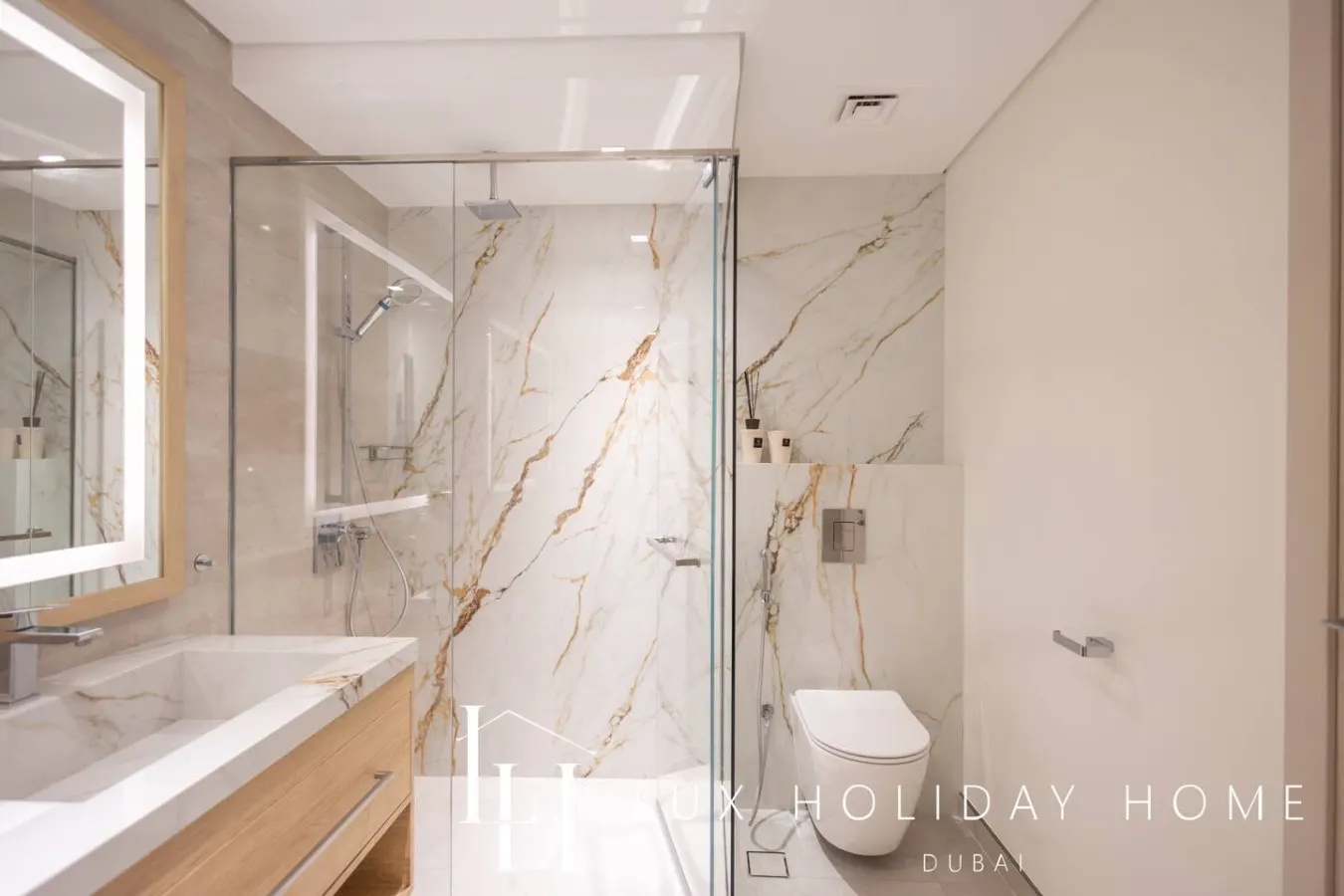 LUX The Banyan Tree Suite 16