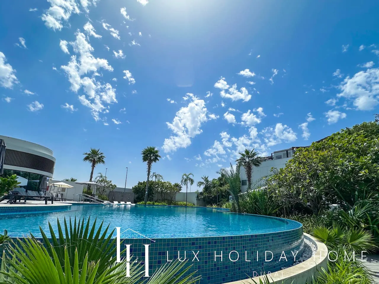 LUX The Banyan Tree Suite 18