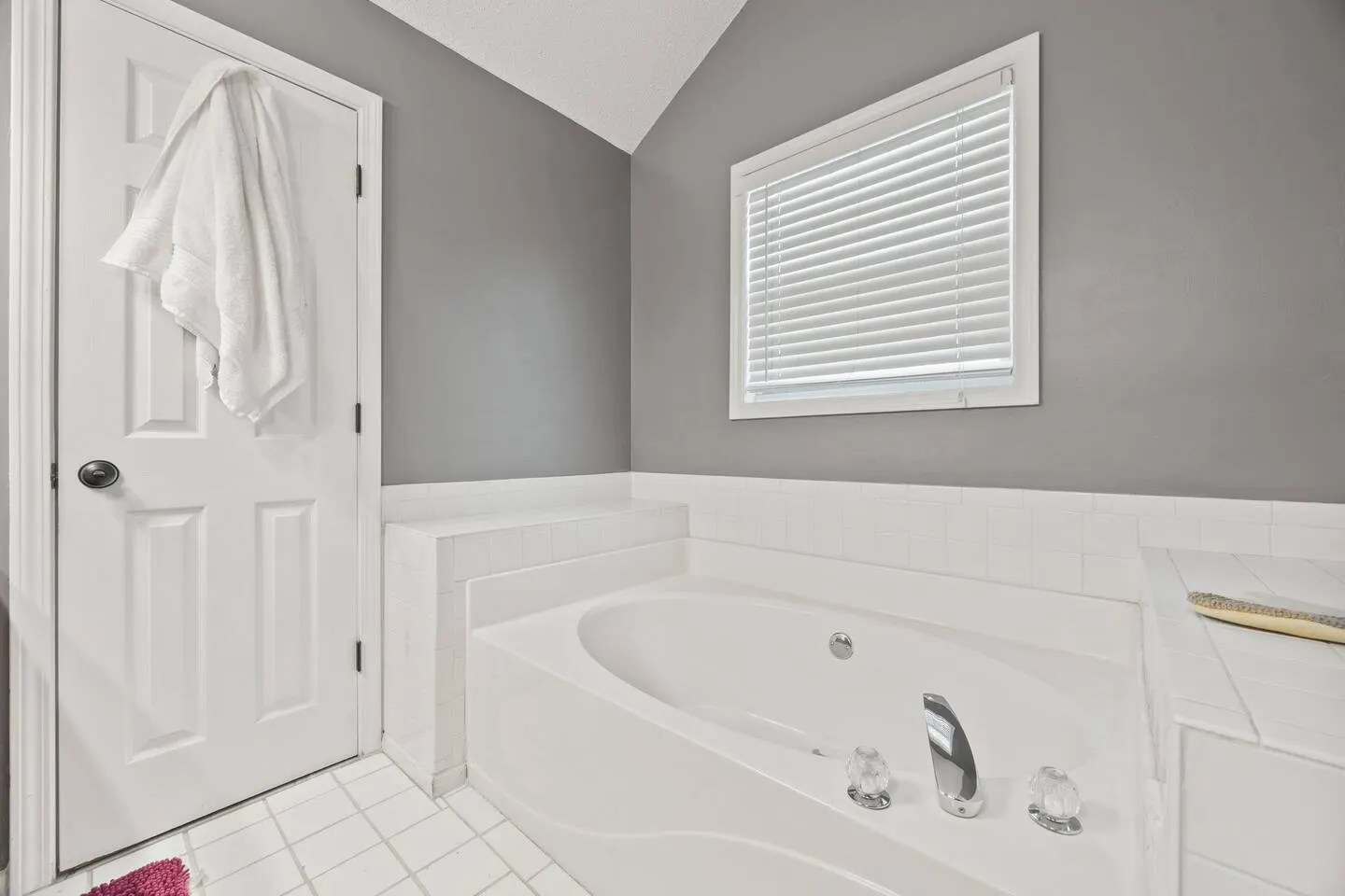 3 BR 2BA Home Near Piedmont Hospital & Amphitheater 12