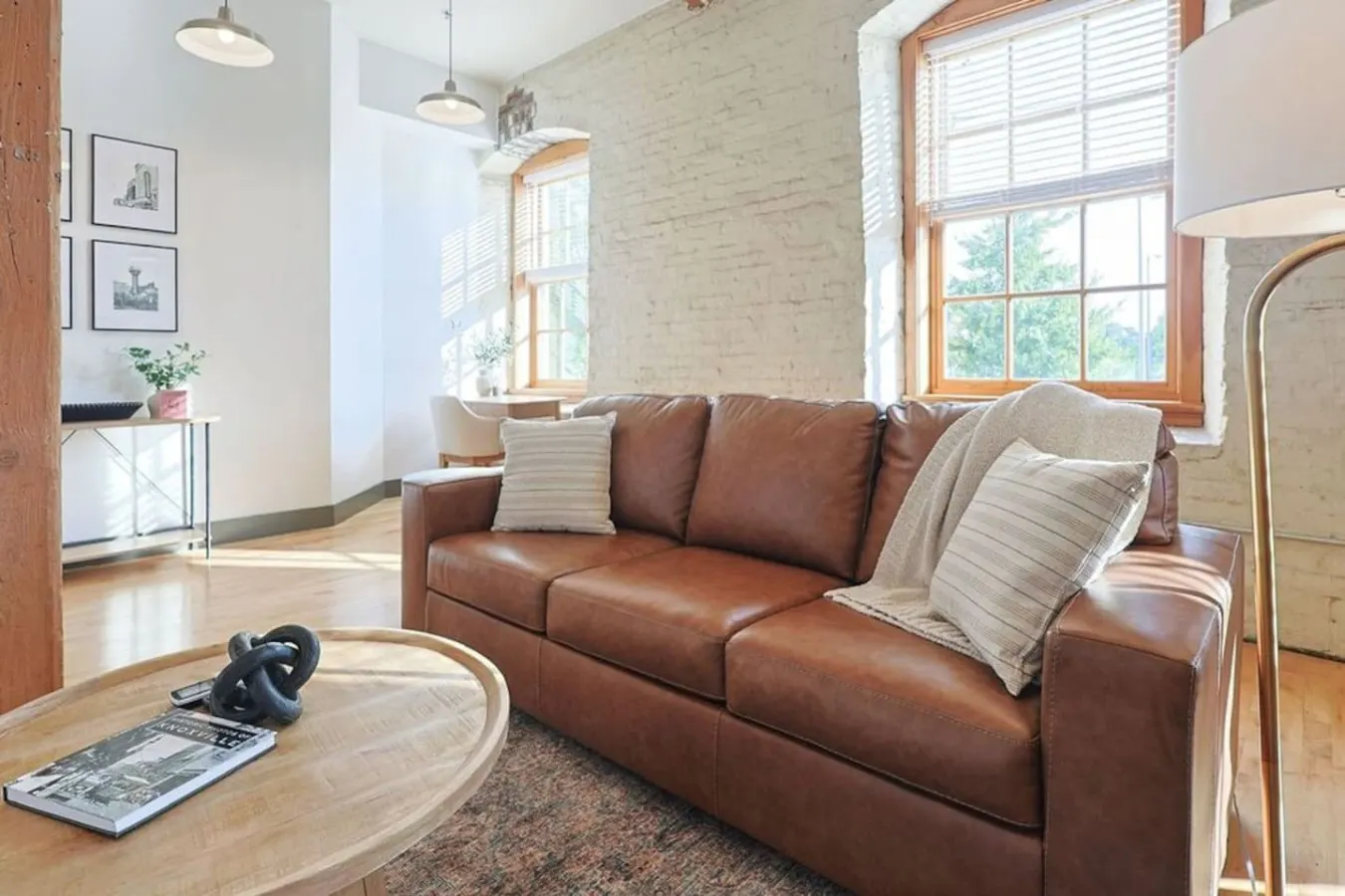 Old World Charm in Downtown Knoxville 11
