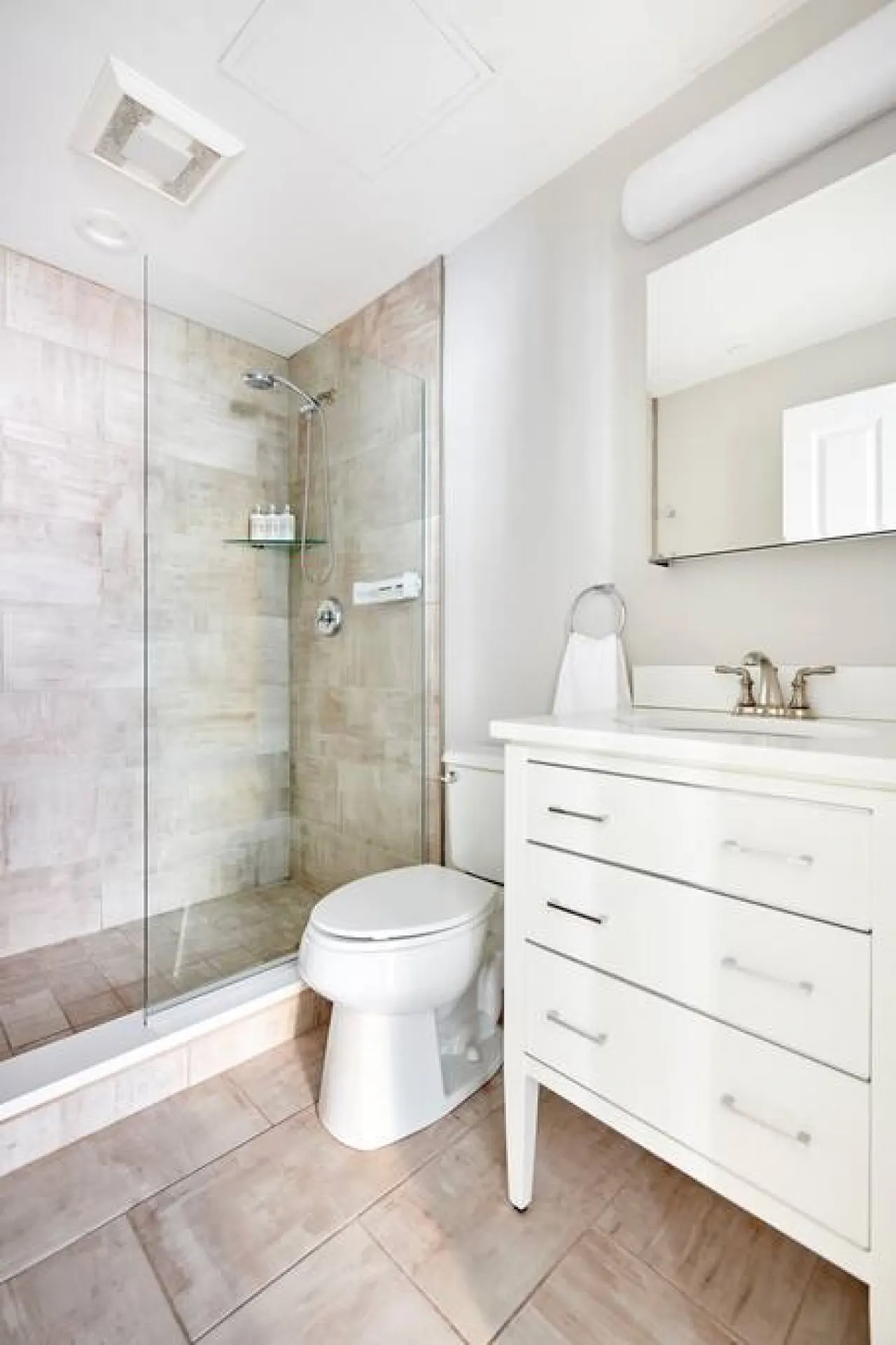 Comfy Financial District 1br Keyless Entry 5