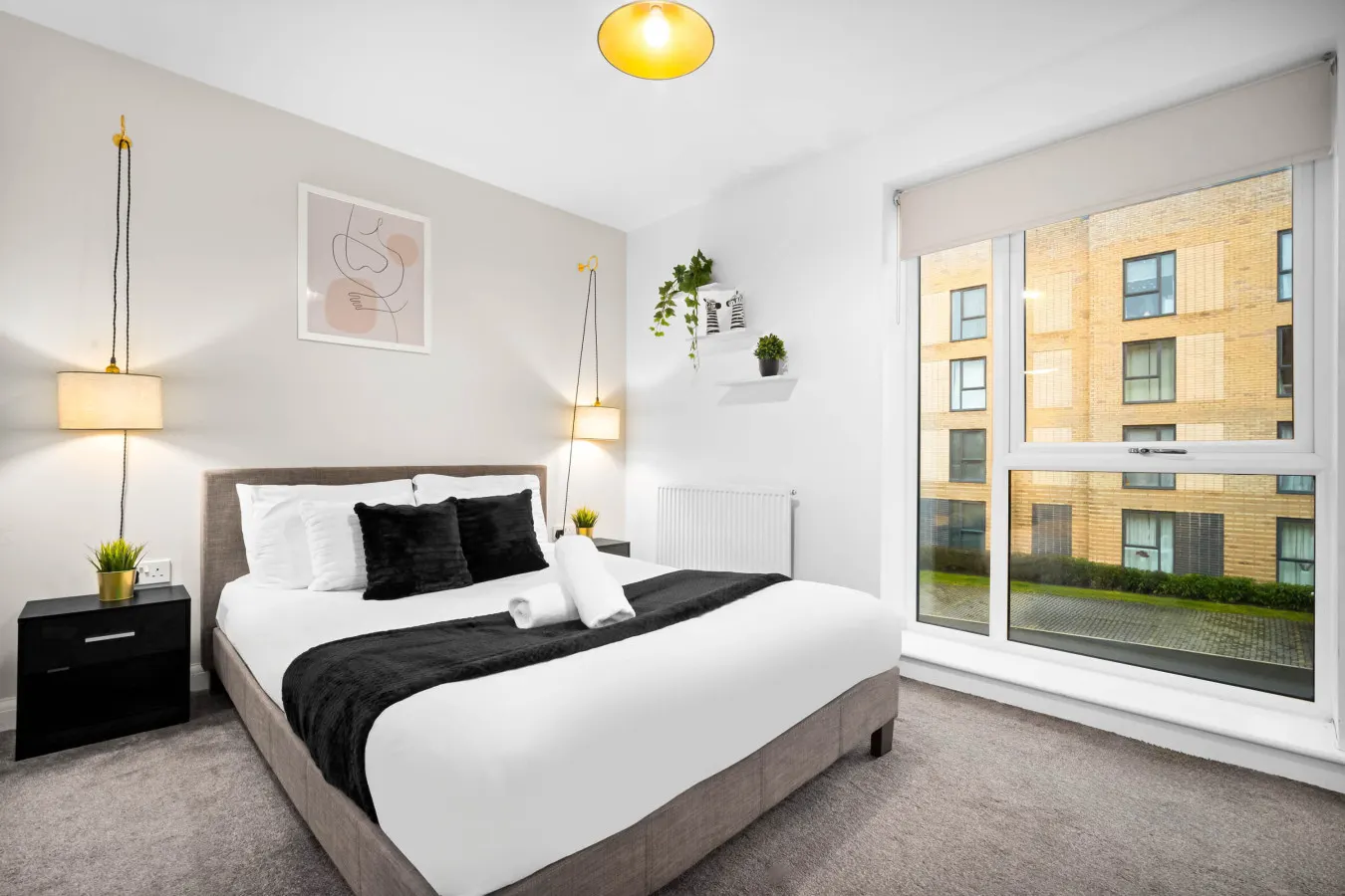 Stylish Gated Central Apartment - Parking - Netflix — photo 3