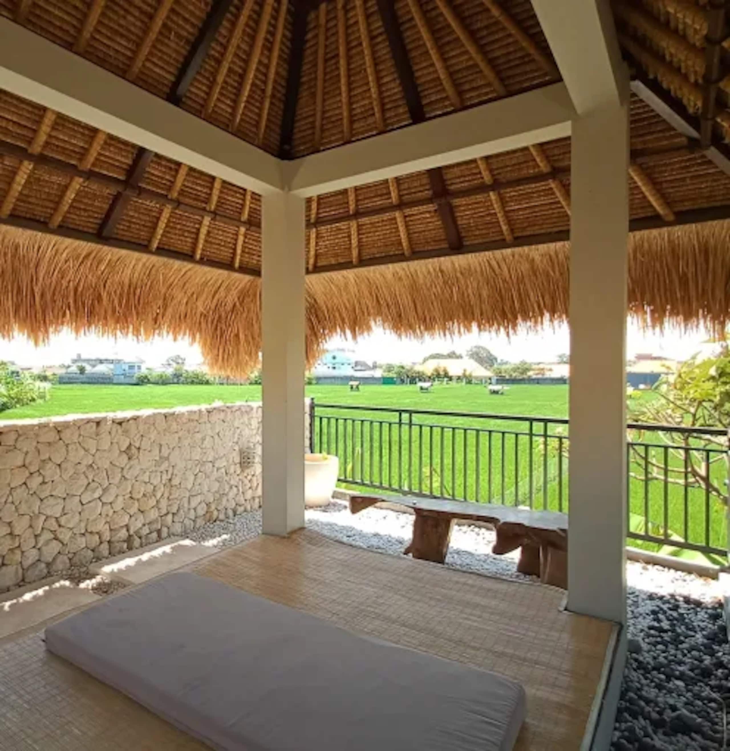 Holysleep Villa Seminyak 1 6