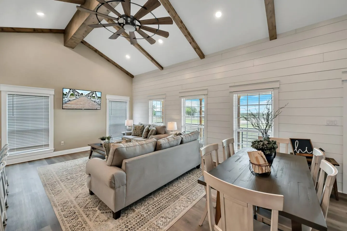 Farmhouse Charm - Waco/Magnolia/Baylor - Game Room 9