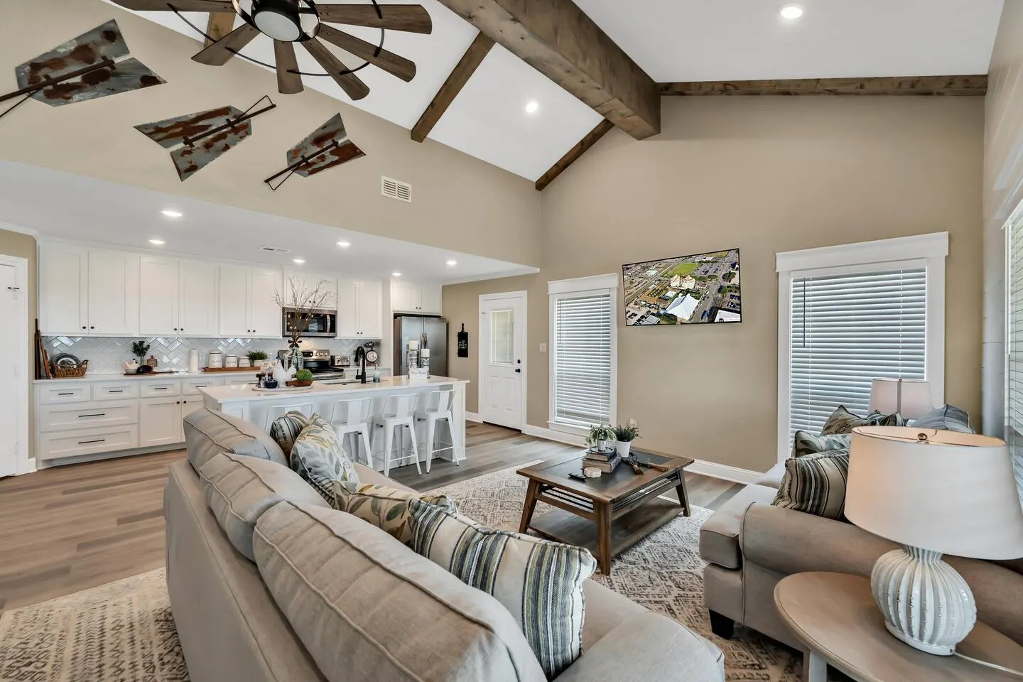 Farmhouse Charm - Waco/Magnolia/Baylor - Game Room 10