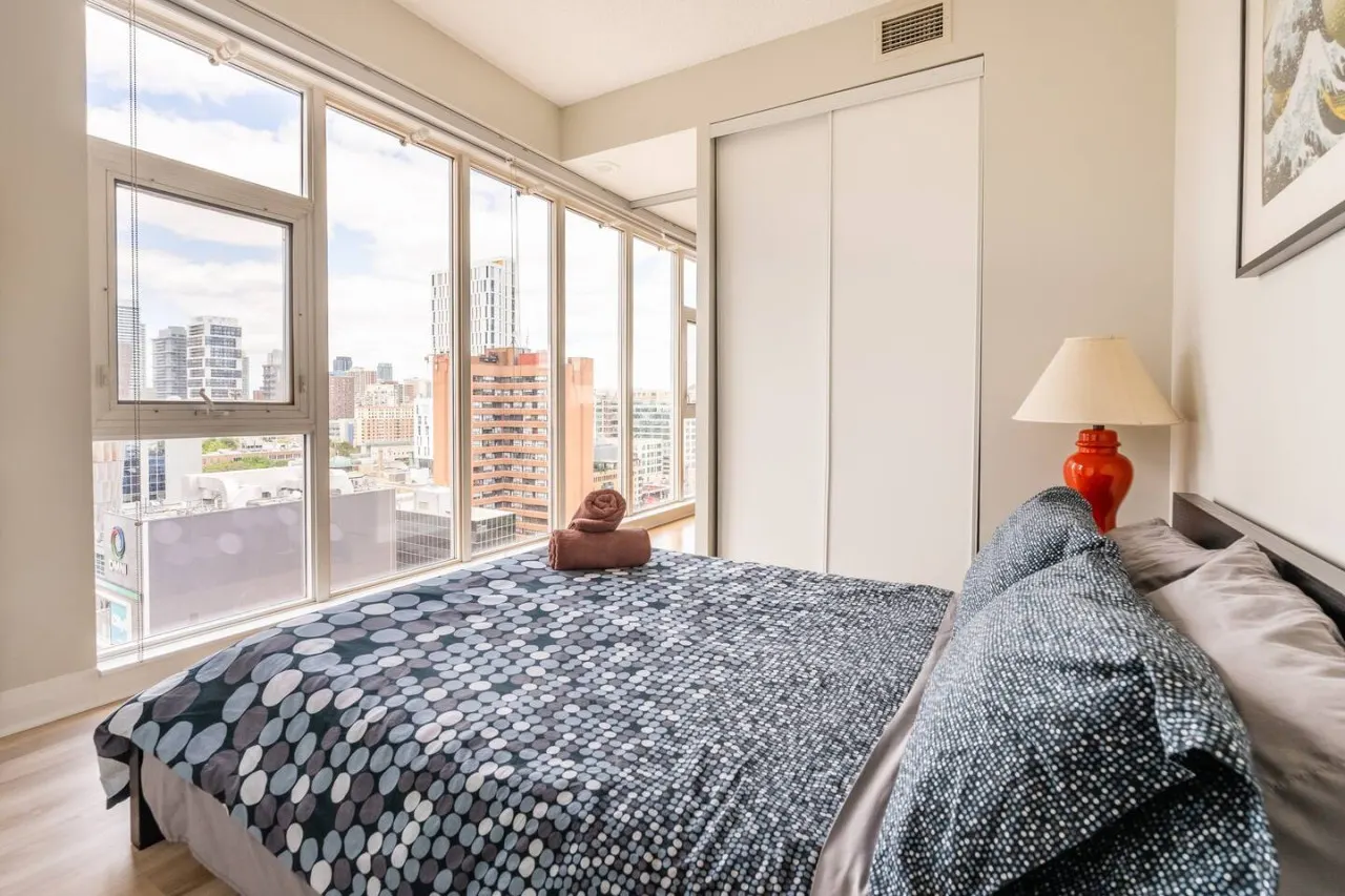 Inviting 1BR Condo Great Location City Views 20
