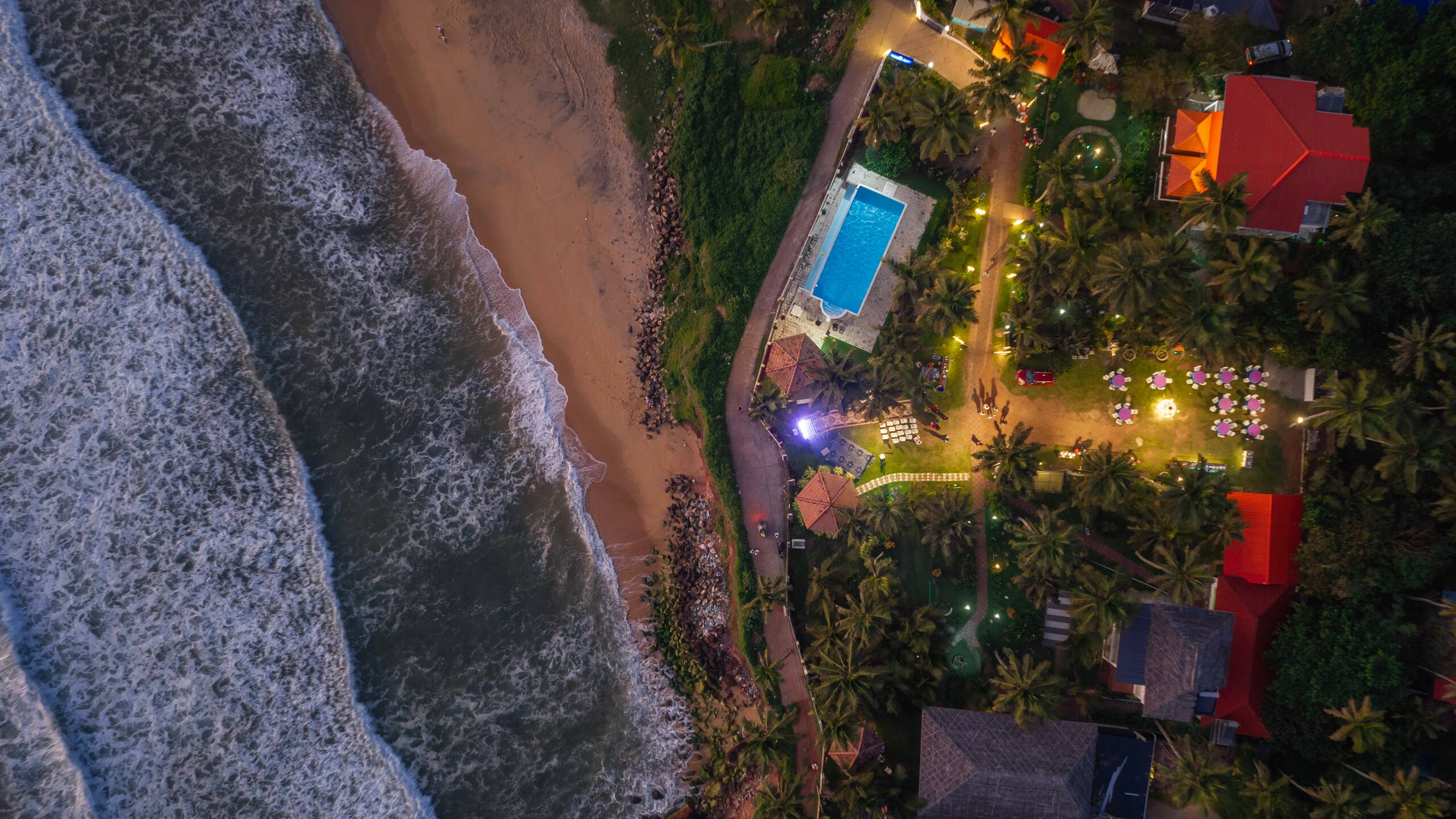 Kerala House | Beachfront Estate Ac and Bathroom 7