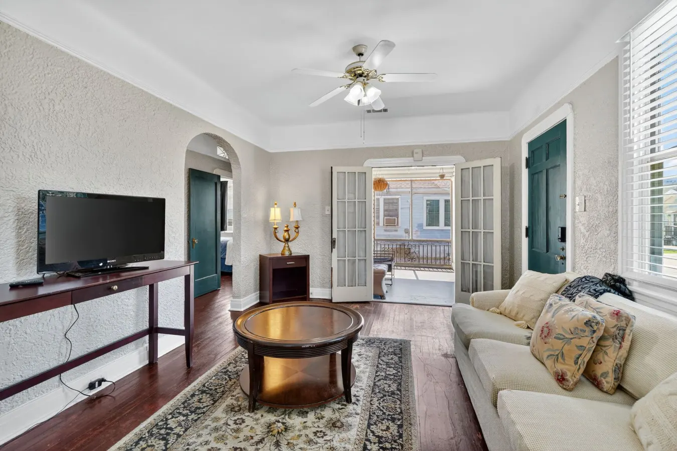 Charming Home NOLA Loft - walk to Ochsner!
