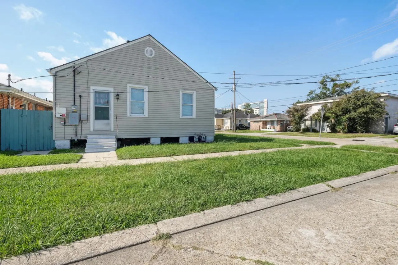 Charming Home NOLA Loft - walk to Ochsner! 19