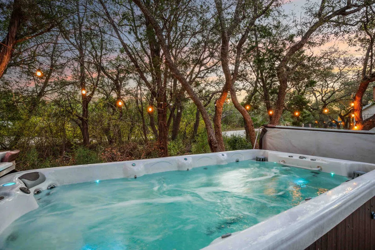 Cabin w/ Hot Tub | Gym | Lake| Sauna + Cold Plunge — photo 4