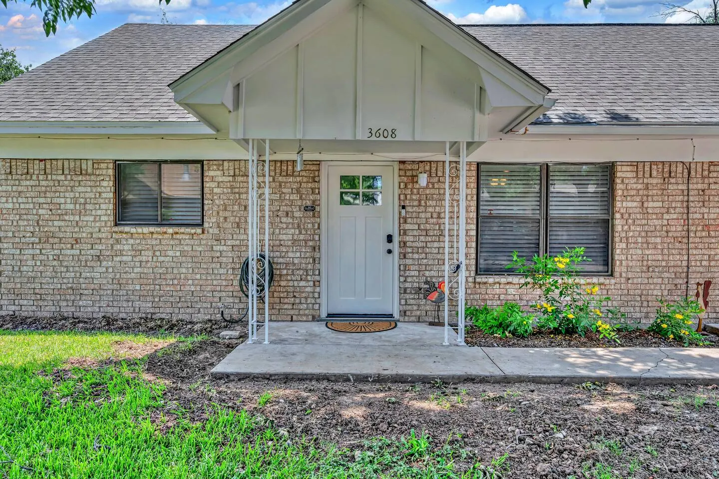 Bear Breeze on Kenwood- Waco/Magnolia/BU 9