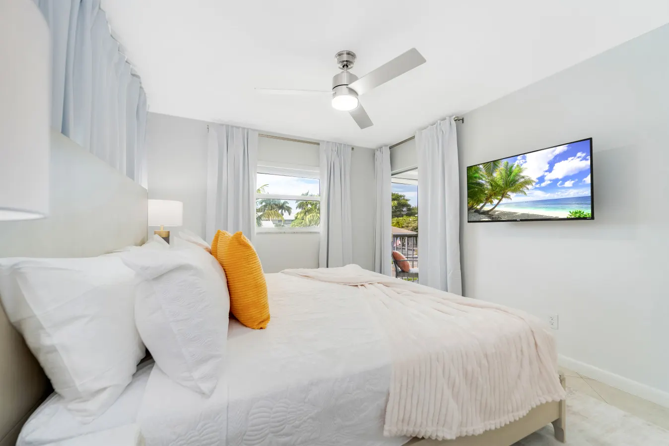 Naples Haven – Walk to Beach & 5th Ave 10