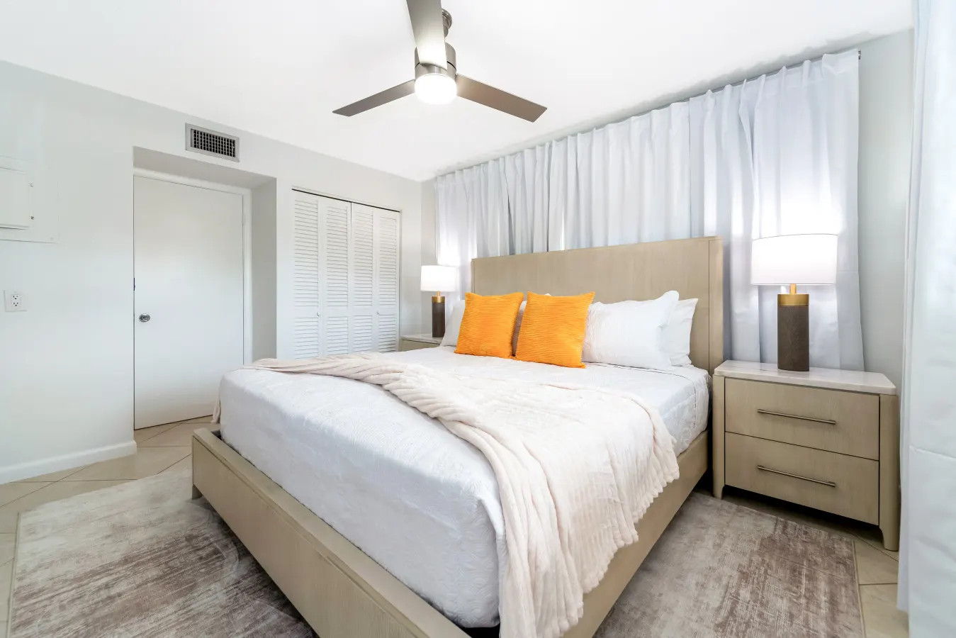 Naples Haven – Walk to Beach & 5th Ave 12