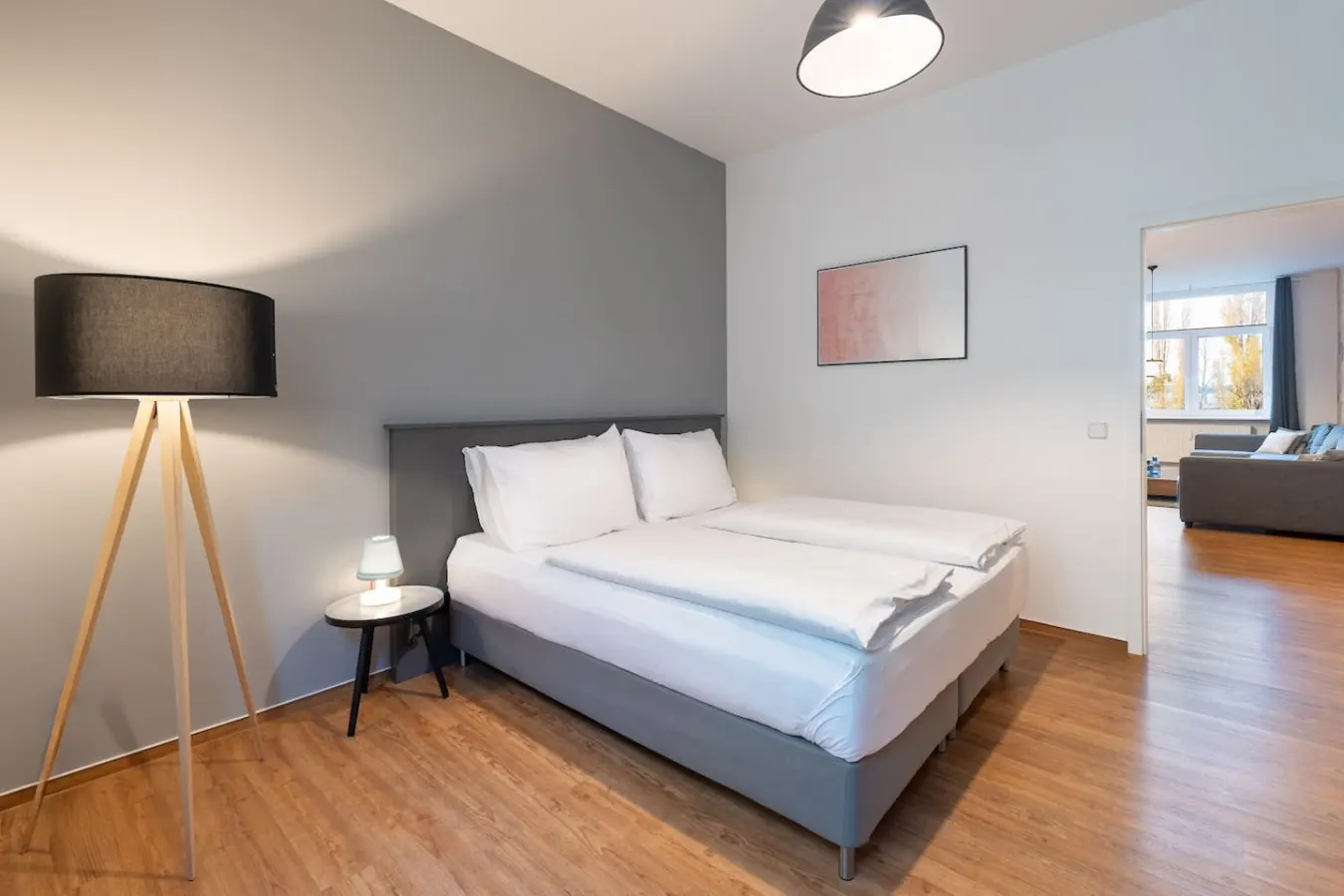 Design Apartment (85sqm) with 2 Bedrooms & Terrace 12