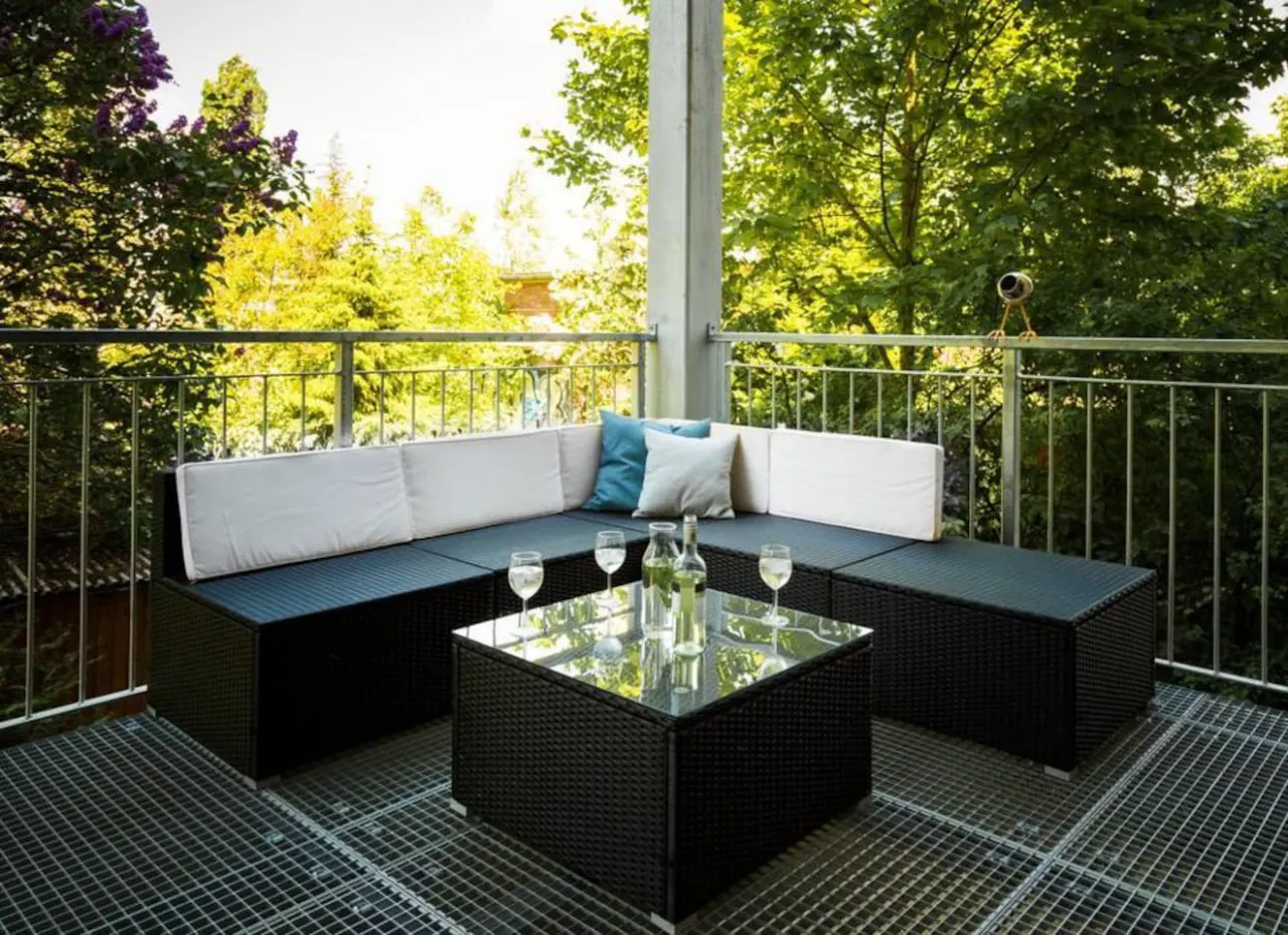 Design Apartment (85sqm) with 2 Bedrooms & Terrace 16