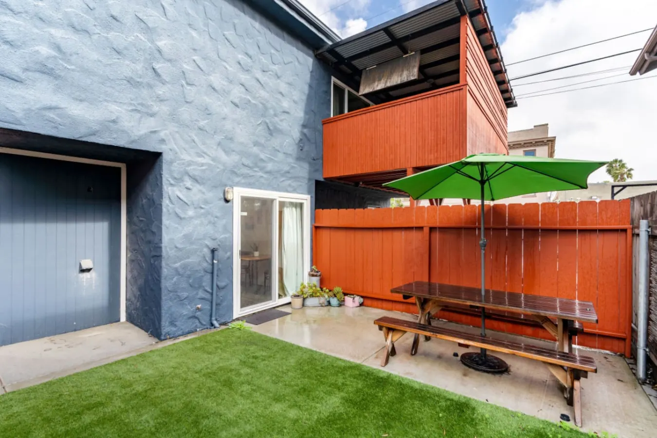 Casa Nova - Cozy 1B - Driveway Parking, Backyard 5