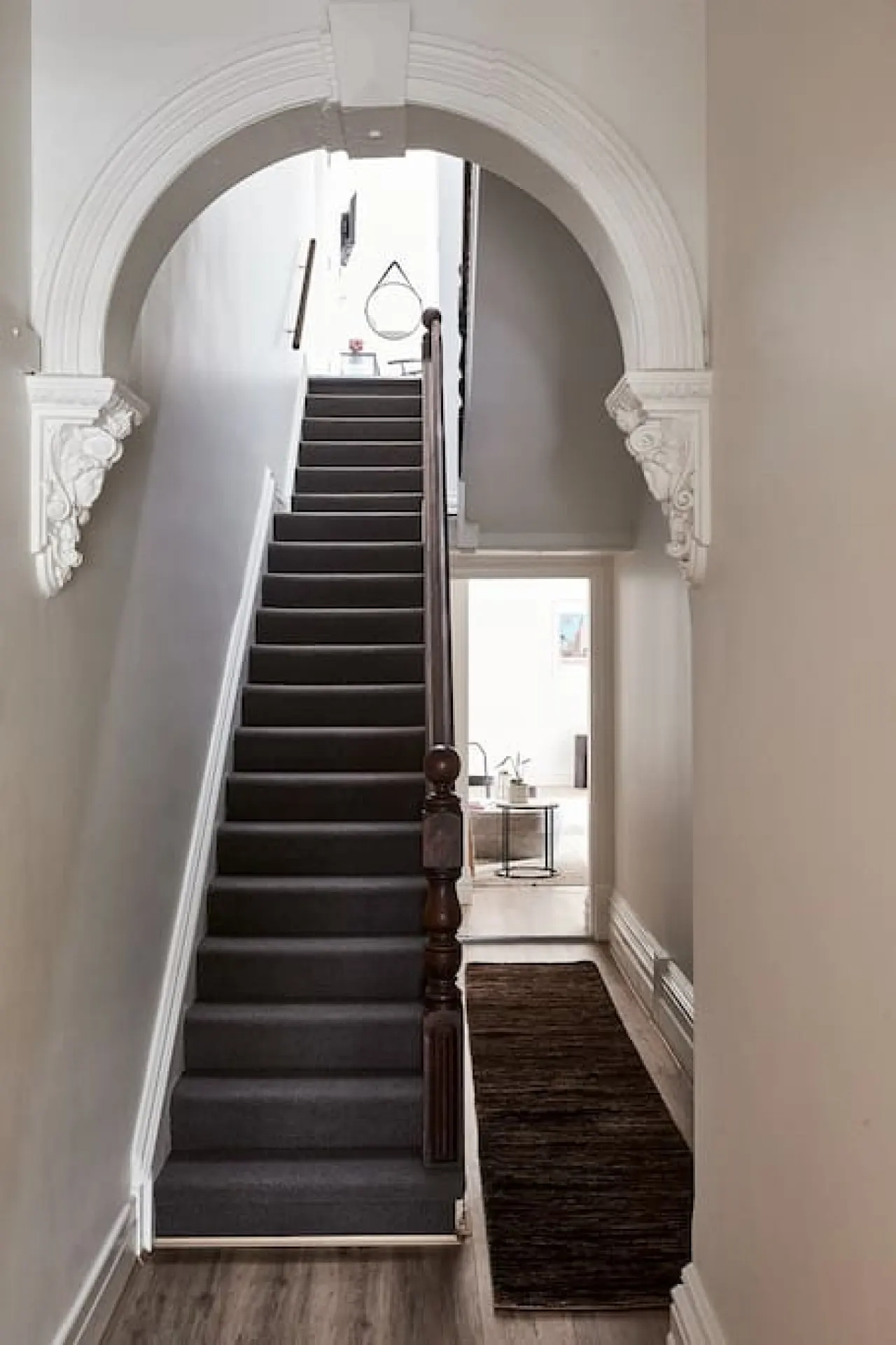 Bustling Richmond, Walk CBD and major attractions 10
