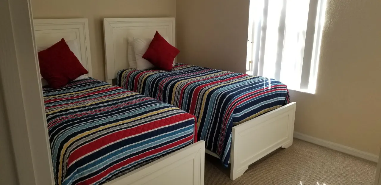Regal Delight Beautiful 4 Bedroom Town Home with Resort Amenities at Regal Palms 8