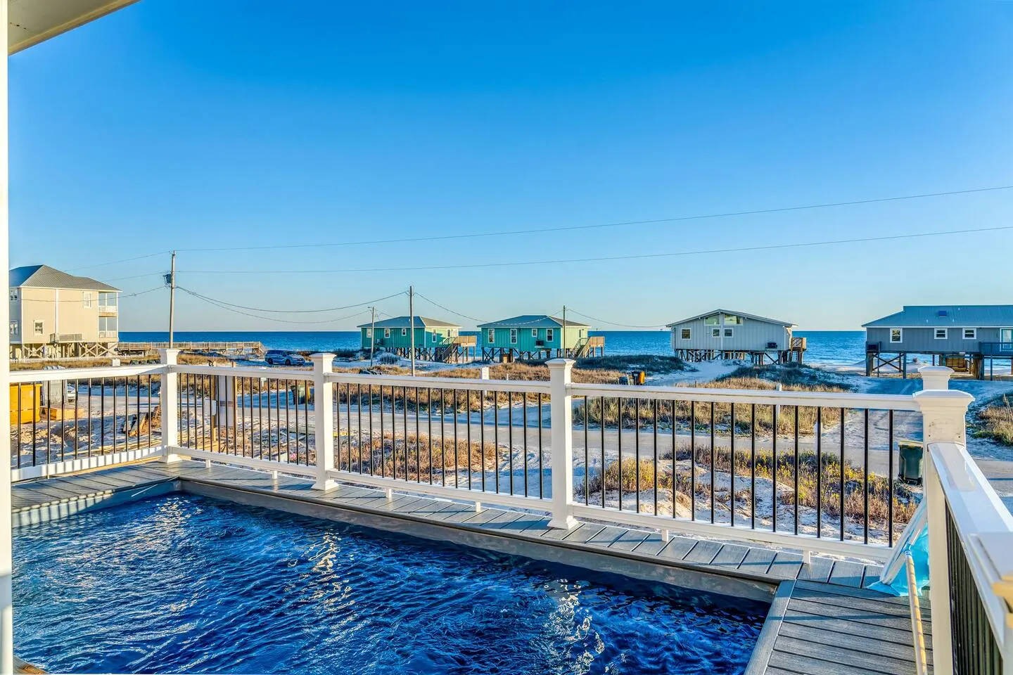 Gulf View with Private Deck Top Pool — photo 2