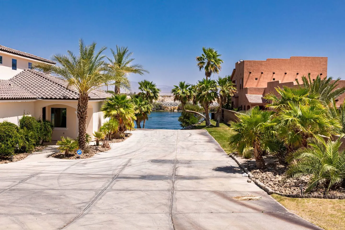 Custom Estate | Private Beach & Launch | Theater — photo 3