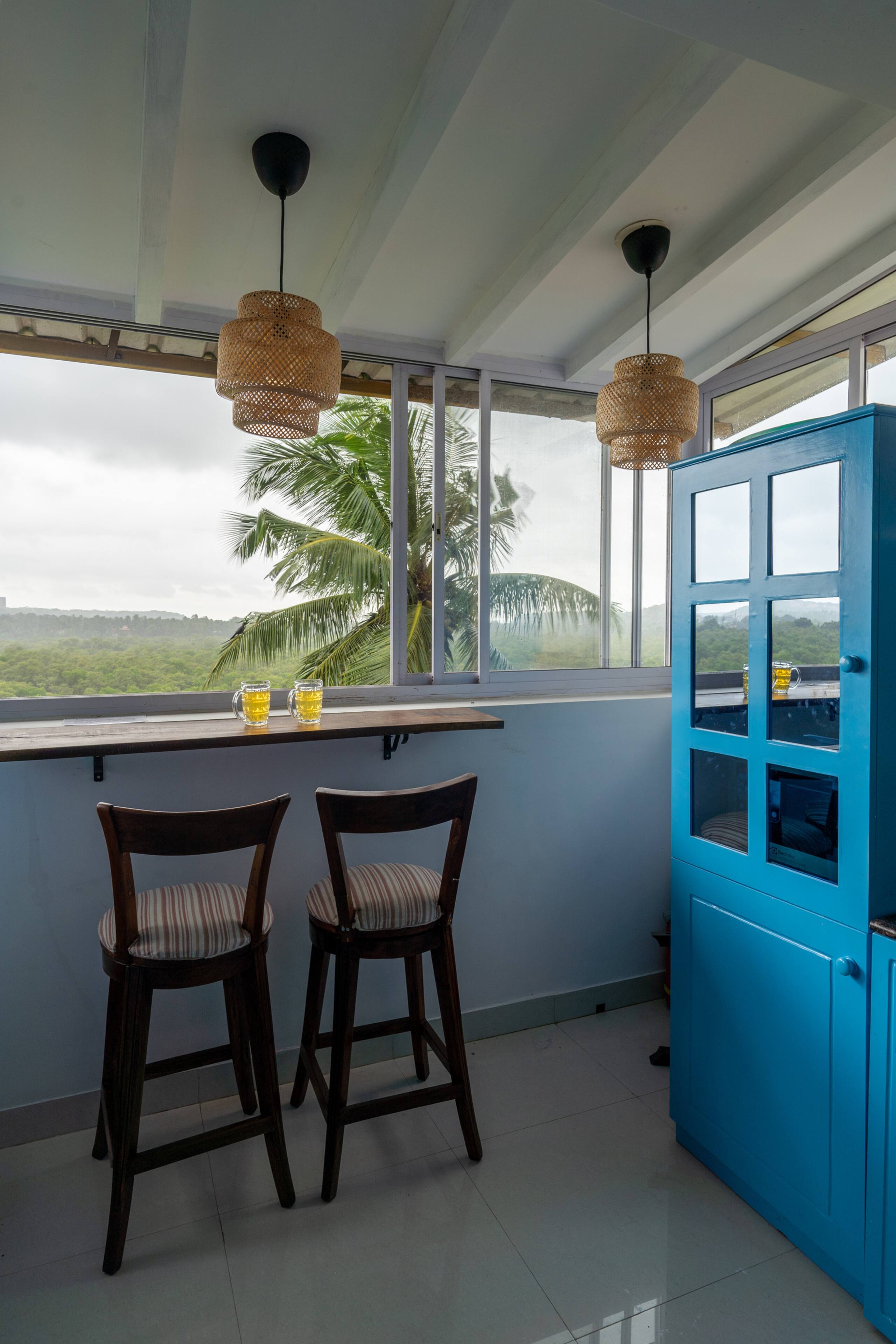 Horizonte- 2BHK home with a view of the horizon!