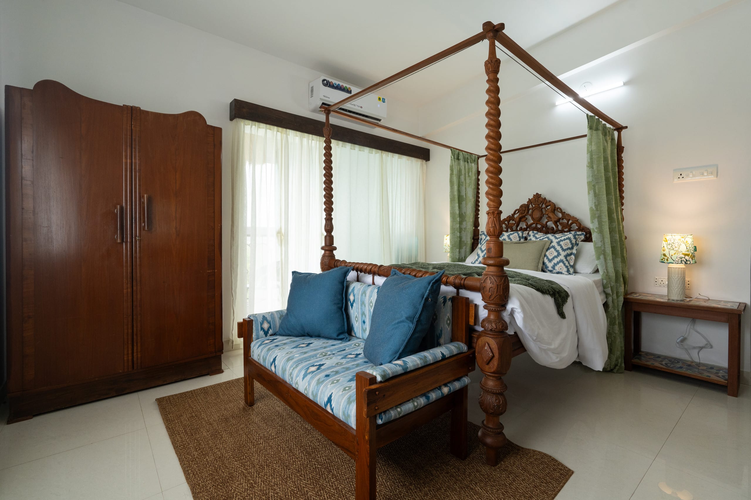 Horizonte- 2BHK home with a view of the horizon! 15