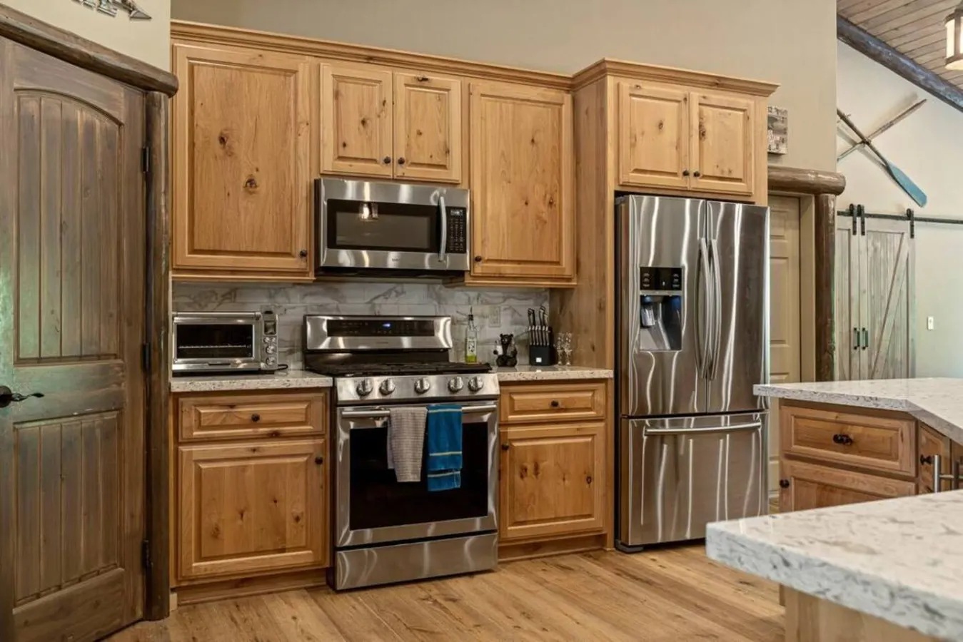 Eagle Creek Hot Tub, Game Room, Private Sled Hill 13