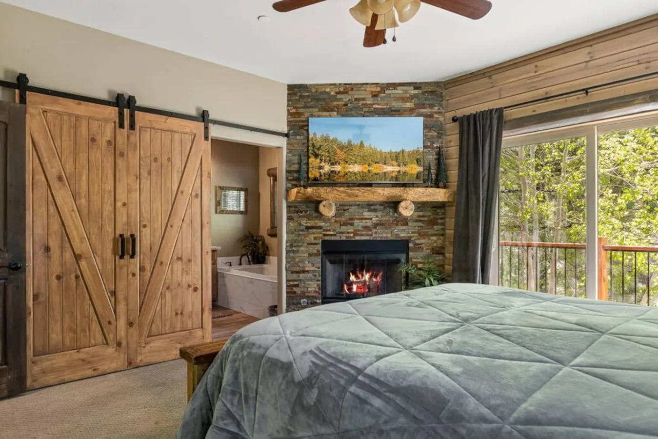 Eagle Creek Hot Tub, Game Room, Private Sled Hill 19