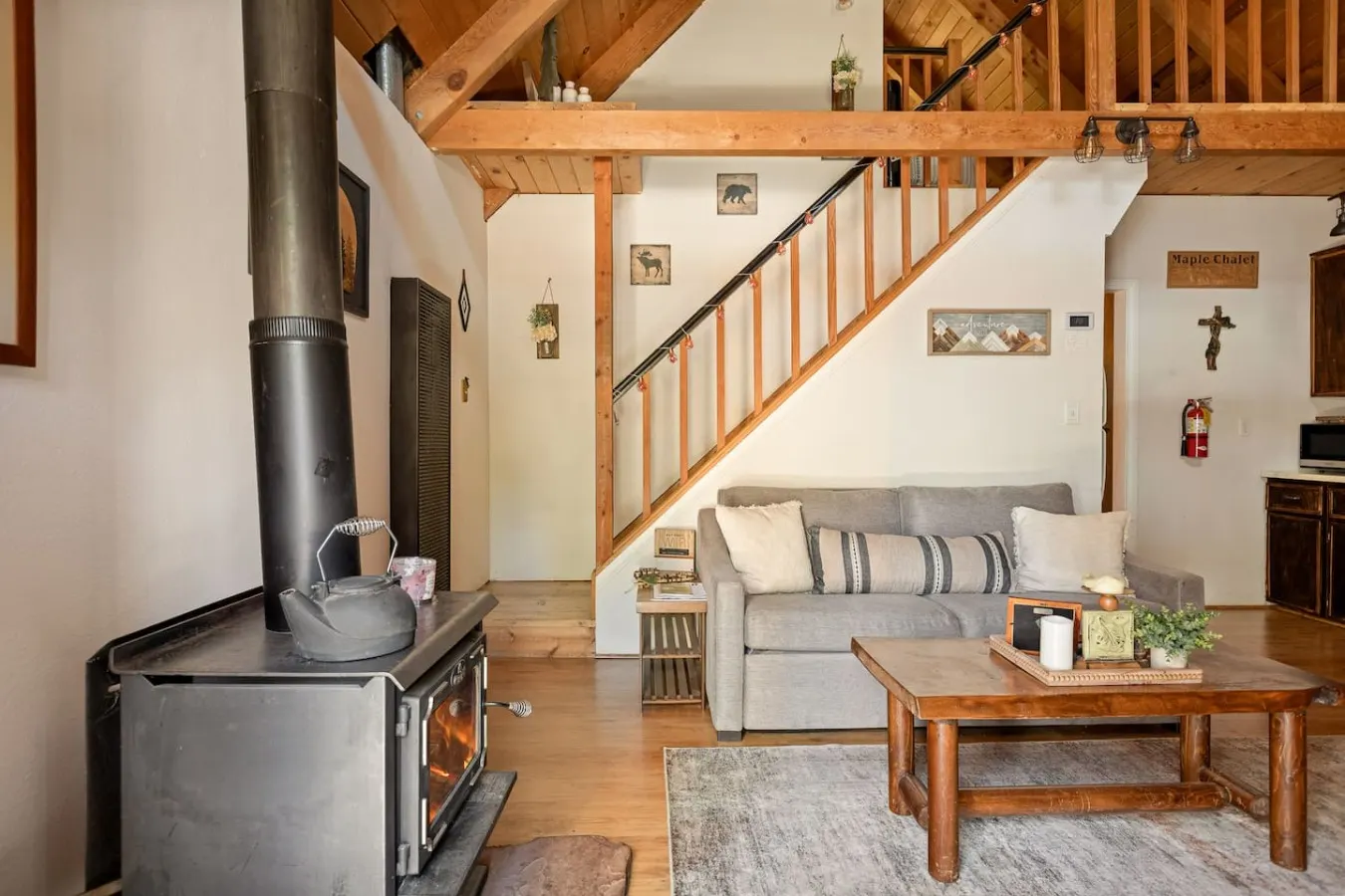 A-Frame Maple Chalet Fire Pit, Hot Tub, Foosball 9