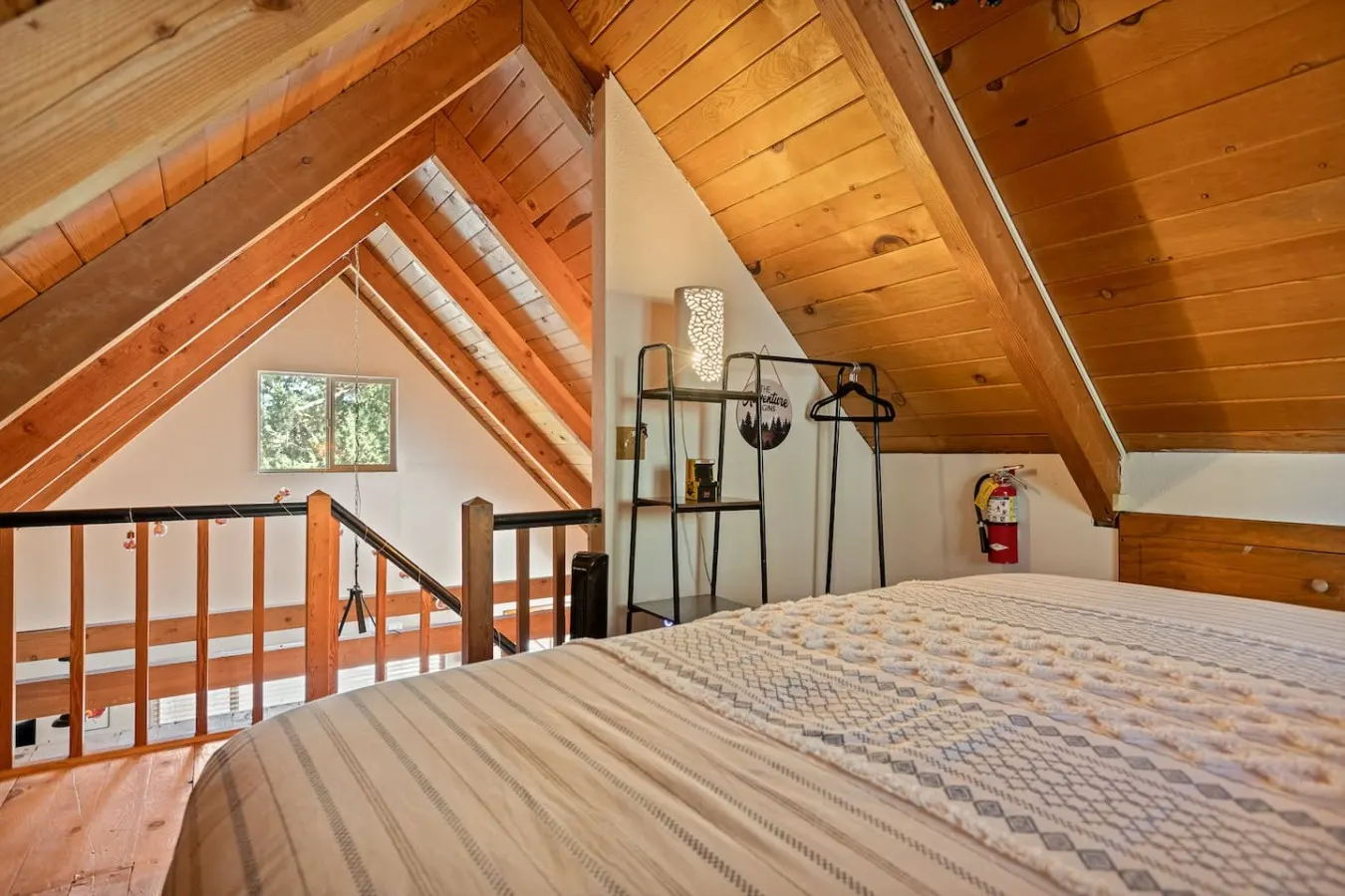A-Frame Maple Chalet Fire Pit, Hot Tub, Foosball 19