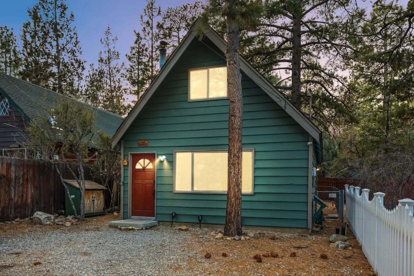 A-Frame Maple Chalet |Fire Pit, Hot Tub, Foosball — photo 5
