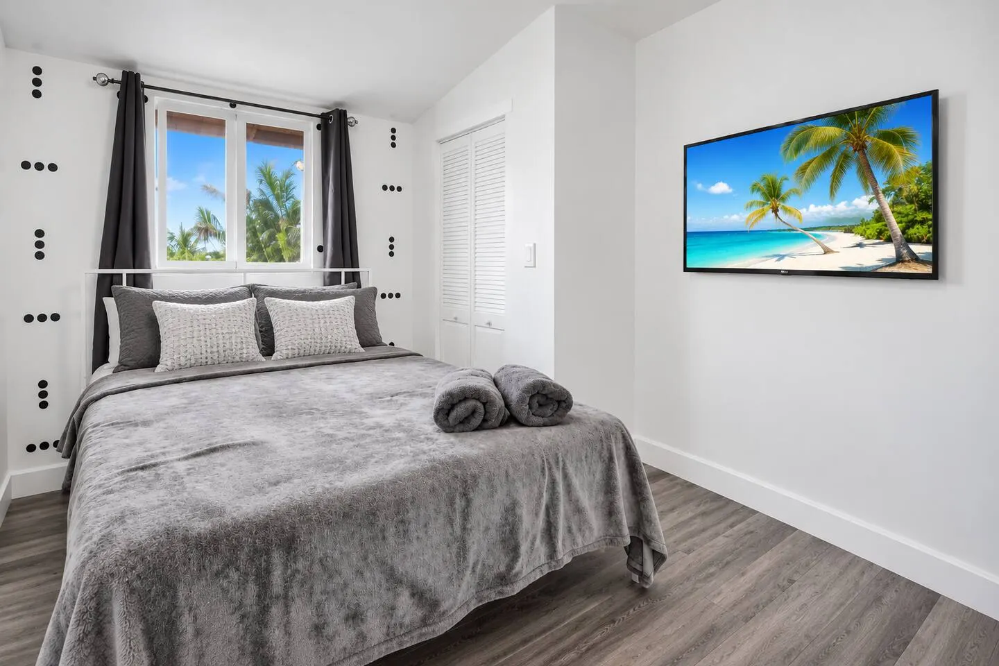 5 Min to Beach Golf Dining & Fun 7C 11