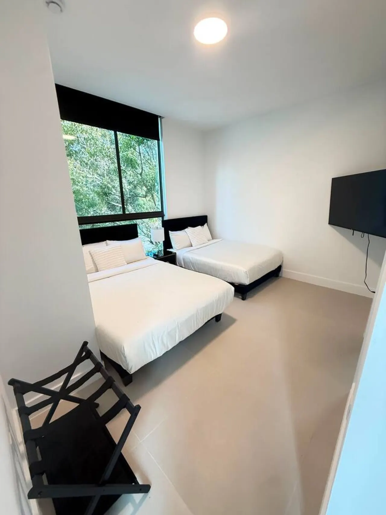 4BR Brand New Modern Little Haiti w Private Pool 9