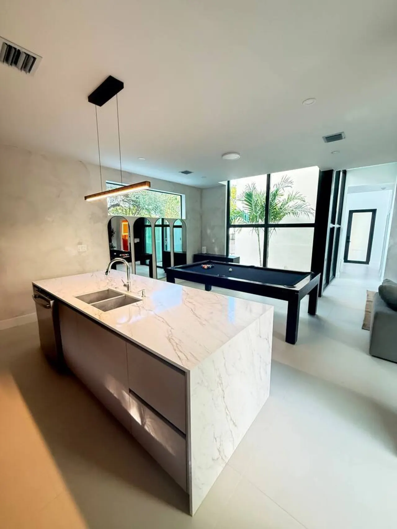 4BR Brand New Modern Little Haiti w Private Pool — photo 4