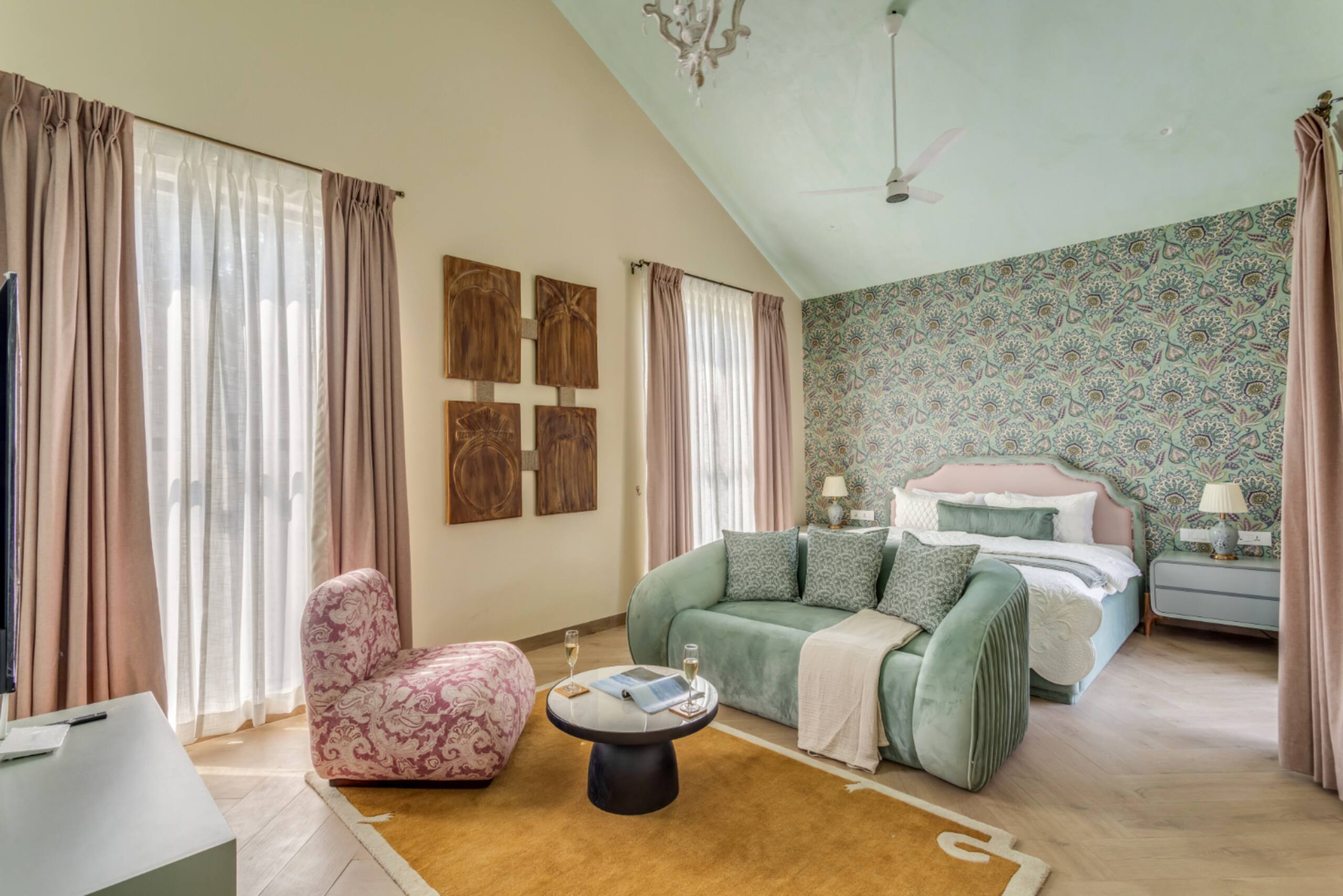 Modern & Luxury 3BHK in Arpora| Huge Lawn, Jacuzzi 23