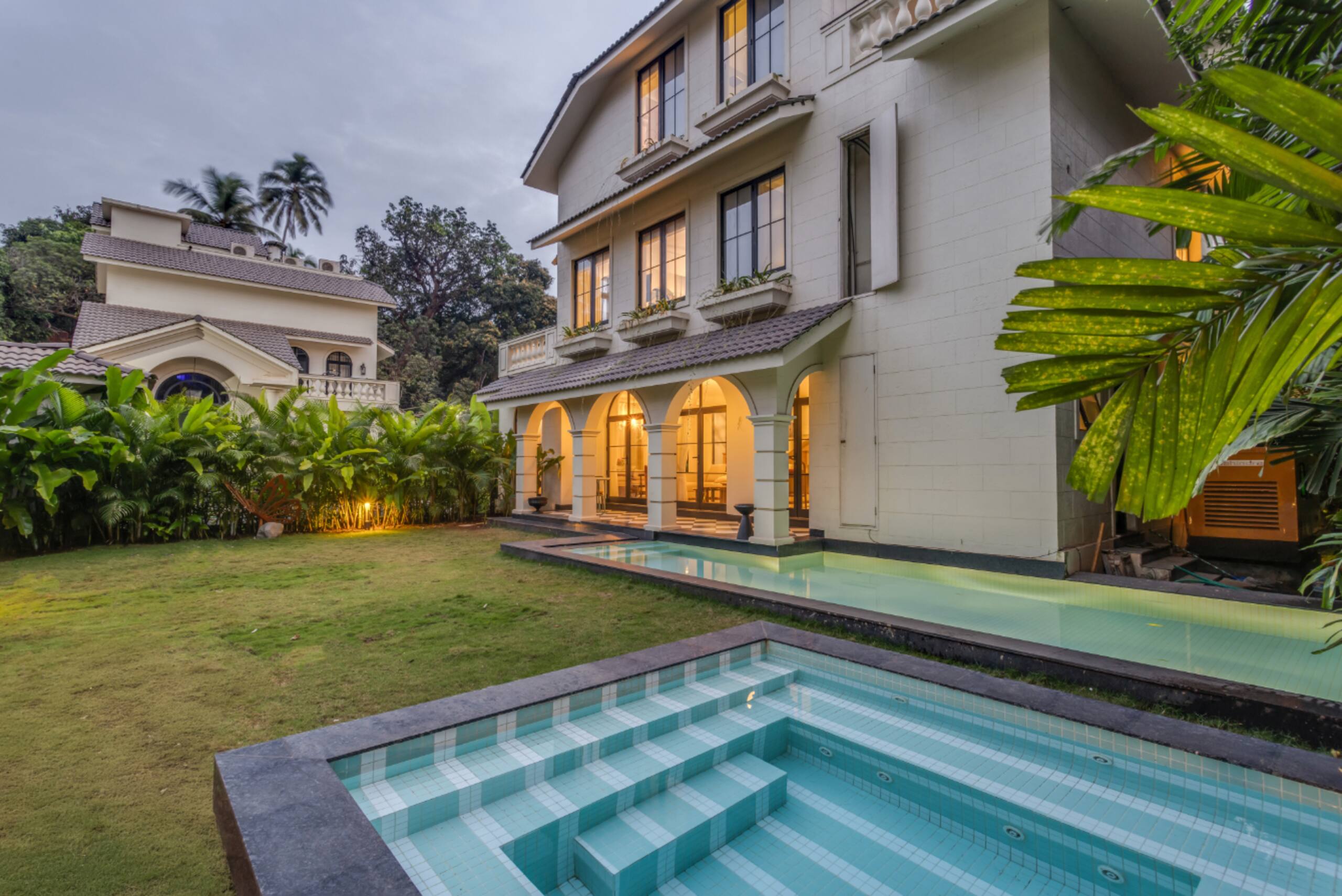 Modern & Luxury 3BHK in Arpora| Huge Lawn, Jacuzzi 34