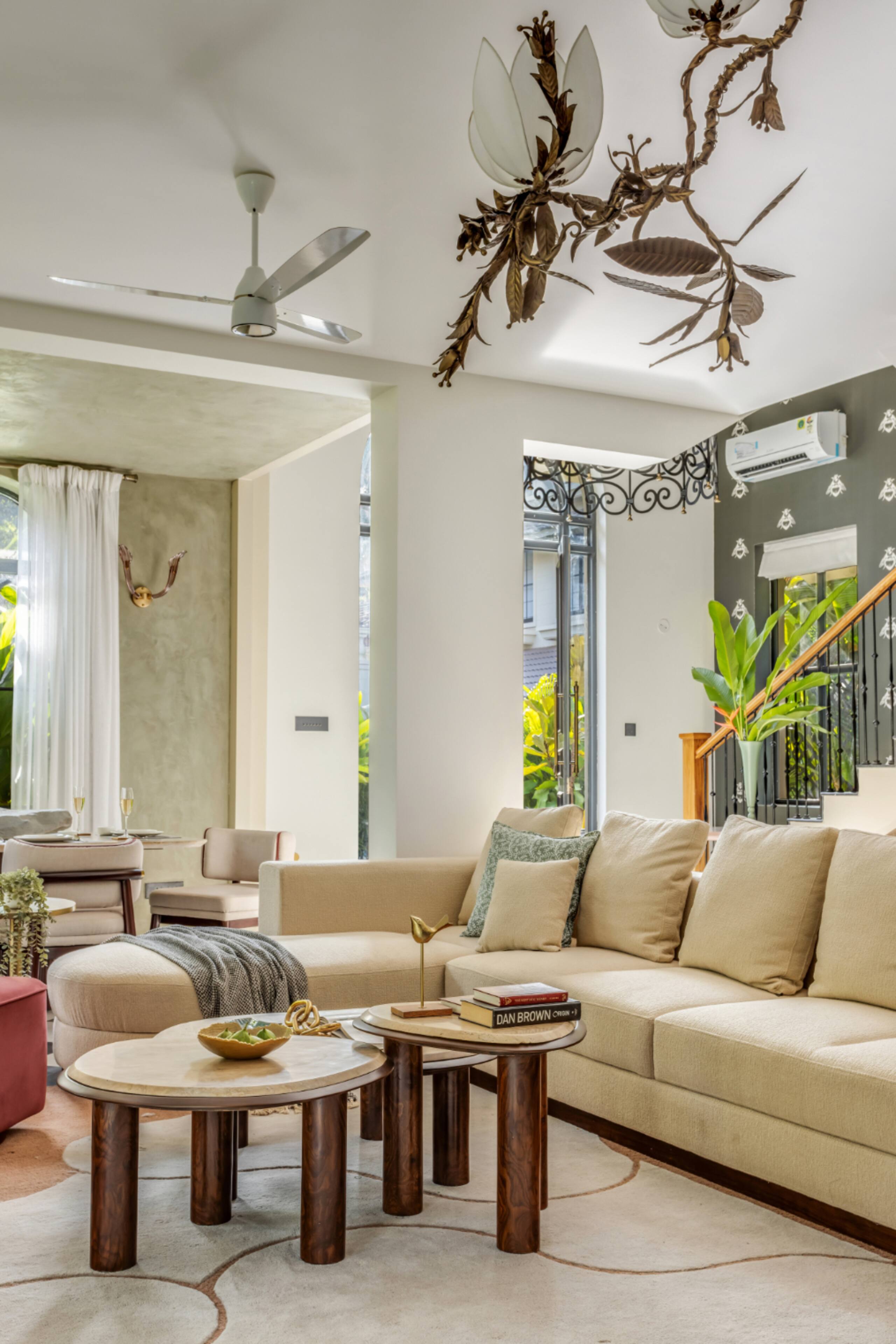 Modern & Luxury 3BHK in Arpora| Huge Lawn, Jacuzzi 6