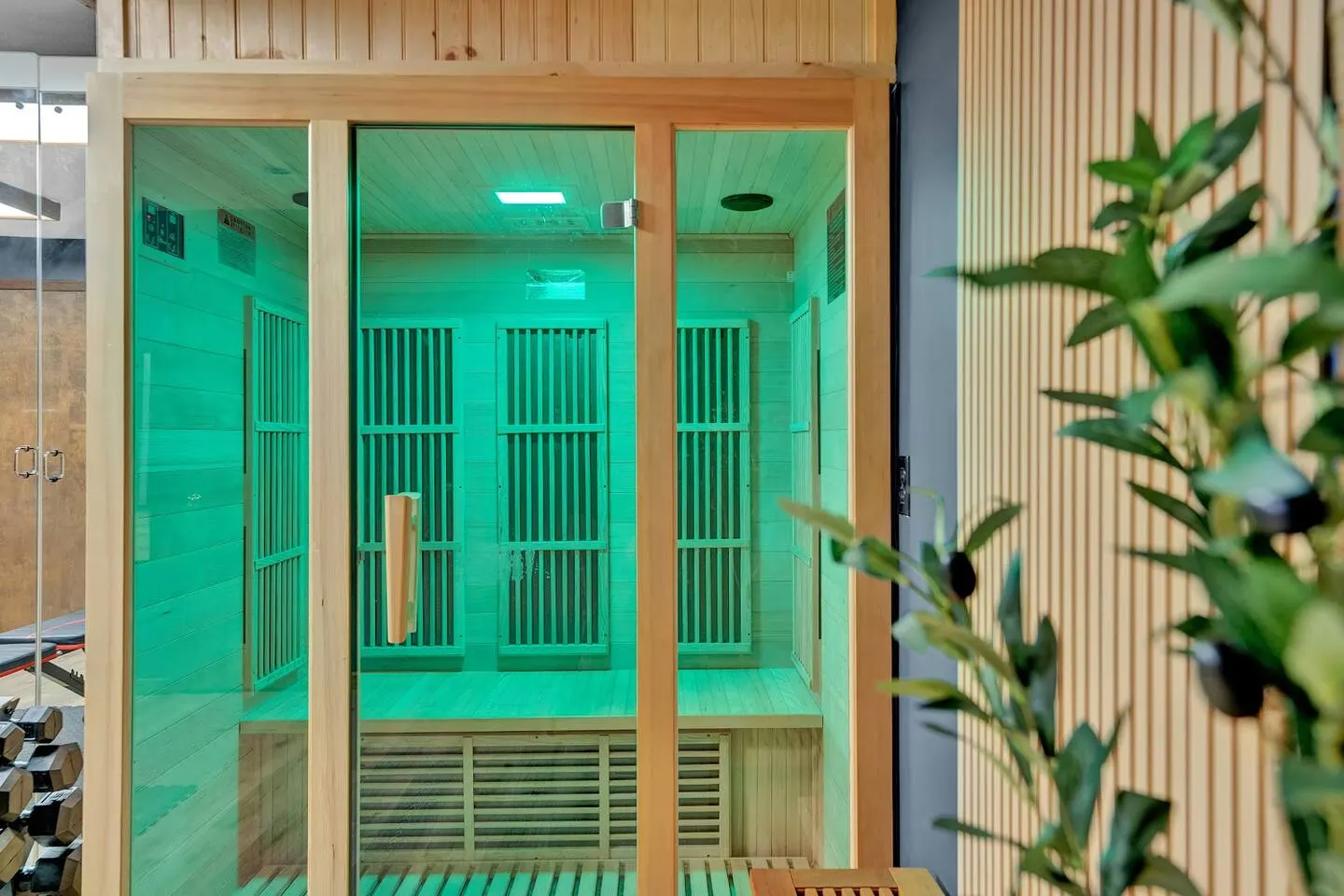 NEW! Arcade-Sauna-HotTub-Gym-FirePit-BBQGrill — photo 4