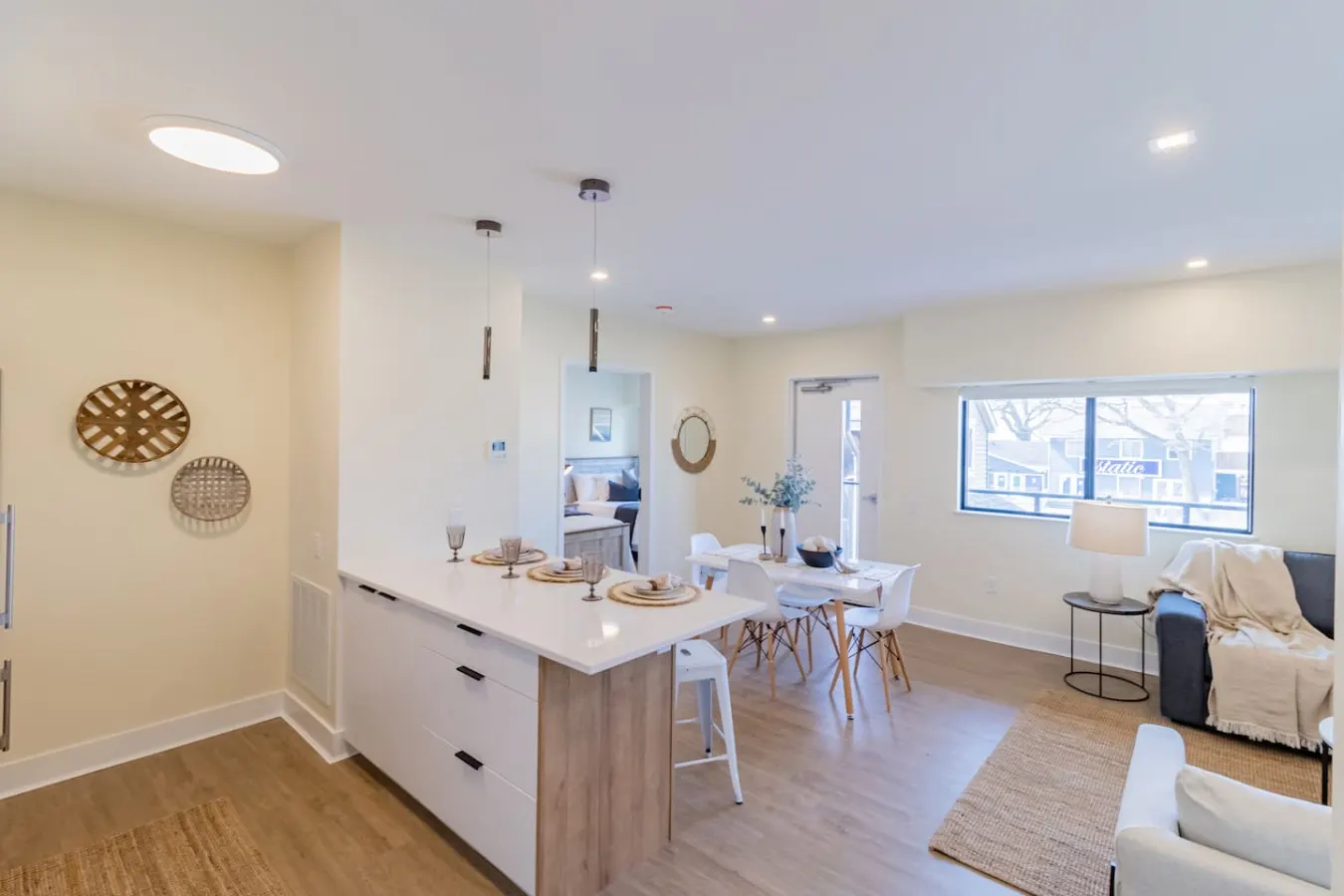 1 bedroom Condo- Hot tub, 1 min to beach - 203 9