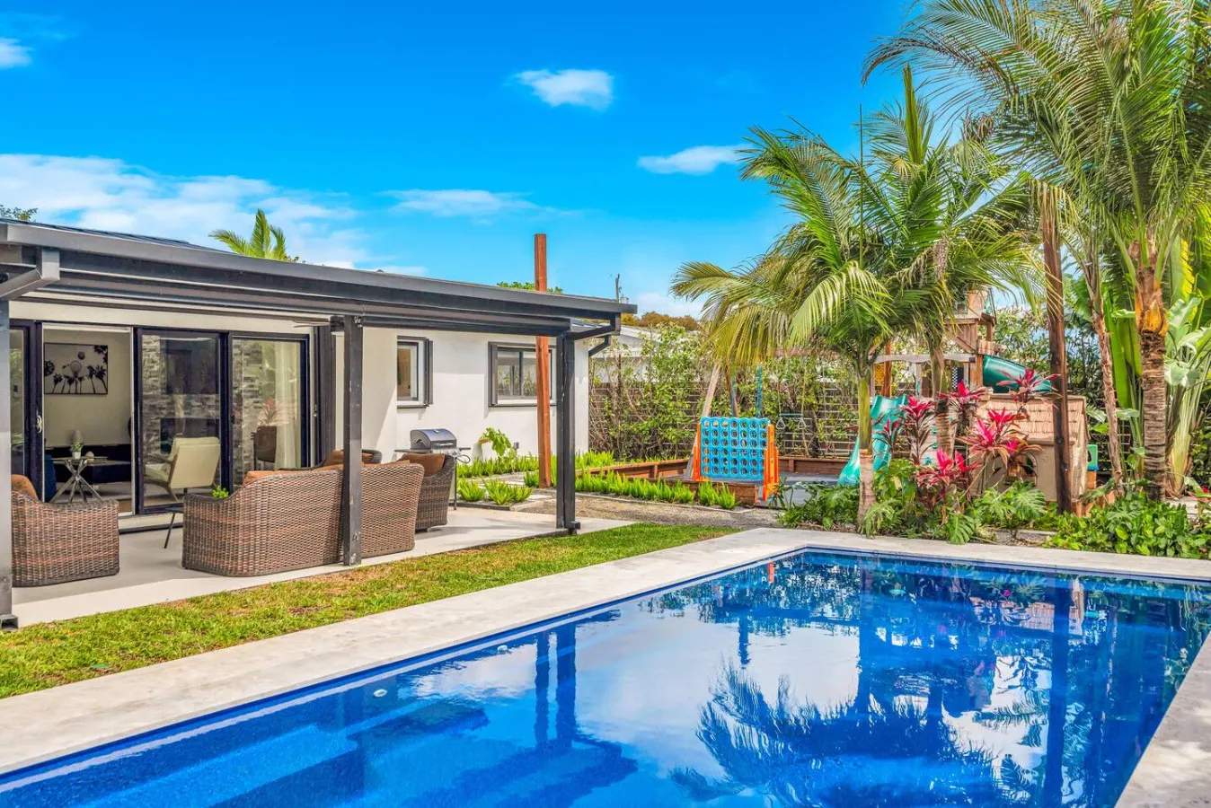 The Oasis Pool House 6